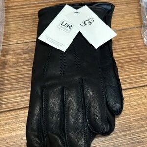 🆕UGG® Leather Faux Fur Lined Wrangell Touch Screen Smart Glove Black::NWT::